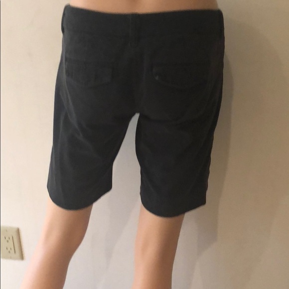 Gap black stretch shorts - Picture 2 of 3